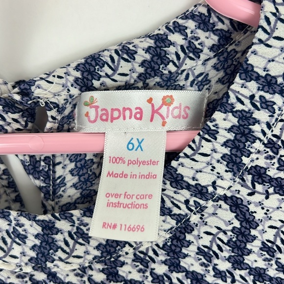 JAPNA Kids flutter sleeve blouse blue and white geometric print 6X - Picture 9 of 10
